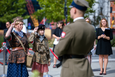 Uroczystość „Energetycy w Powstaniu” na skwerze Tadeusza Kahla – 1 sierpnia 2021. Fot Sławek Kasper (IPN)