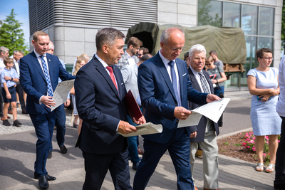 Uroczystość „Energetycy w Powstaniu” na skwerze Tadeusza Kahla – 1 sierpnia 2021. Fot Sławek Kasper (IPN)