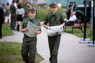 Uroczystość „Energetycy w Powstaniu” na skwerze Tadeusza Kahla – 1 sierpnia 2021. Fot Sławek Kasper (IPN)