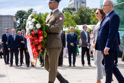 Uroczystość „Energetycy w Powstaniu” na skwerze Tadeusza Kahla – 1 sierpnia 2021. Fot Sławek Kasper (IPN)