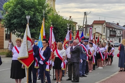 Odsłonięcie pomnika upamiętniającego Ofiary niemieckich zbrodni – fot. dyr. Joanna Piskorz