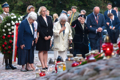 Uroczystości oficjalne na Cmentarzu Powstańców Warszawy na Woli – 1 sierpnia 2021. Fot. Sławek Kasper (IPN)