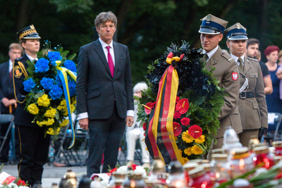 Ambasador Niemiec w Polsce Arndt Freytag von Loringhoven. Uroczystości oficjalne na Cmentarzu Powstańców Warszawy na Woli – 1 sierpnia 2021. Fot. Sławek Kasper (IPN)