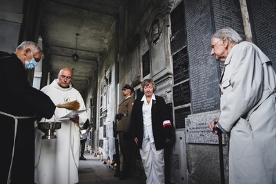 Odsłonięcie tablicy poświęconej Najmłodszym Bohaterom Powstania Warszawskiego – fot. MN/BUWiM