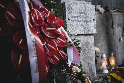 Odsłonięcie tablicy poświęconej Najmłodszym Bohaterom Powstania Warszawskiego – fot. MN/BUWiM