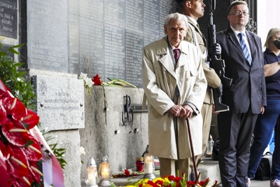 Odsłonięcie tablicy poświęconej Najmłodszym Bohaterom Powstania Warszawskiego – fot. MN/BUWiM