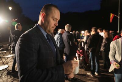 Prezes IPN dr Karol Nawrocki podczas uroczystości upamiętniających ofiary niemieckich zbrodni na Woli w Warszawie – 5 sierpnia 2021. Fot. Mikołaj Bujak