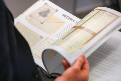 Prezentacja albumu pt.: „Zapomniana Historia Powstańczej Warszawy w Aktach Osobowych Archiwum Poczty Polskiej”. Warszawa, 6 sierpnia 2021. Fot. Sławek Kasper (IPN)