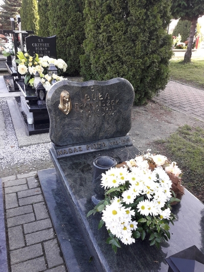 Grób Piotra Wadasa1