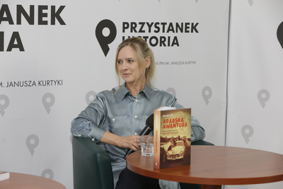 Monika Luft. „Kulisy historii”, odcinek 28: „Dlaczego SB interesowała się sprzedażą koni?” – 21 sierpnia 2021. Fot. Piotr Życieński (IPN)