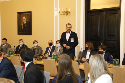 Finał VI edycji Turnieju Debat Historycznych – 20 września 2021. Fot. Piotr Życieński (IPN)