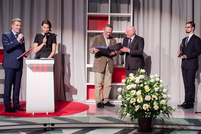 „Na straconych posterunkach. Armia Krajowa na Kresach Wschodnich II Rzeczypospolitej 1939–1945” to wyróżniona przez Jury publikacja Kazimierza Krajewskiego z oddziału warszawskiego IPN.