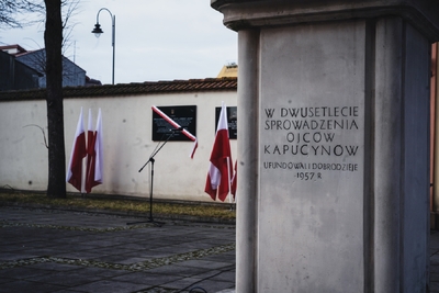 Uroczystość odsłonięcia tablicy upamiętniającej Stefana Szmakfefera – fot. MN/BUWiM