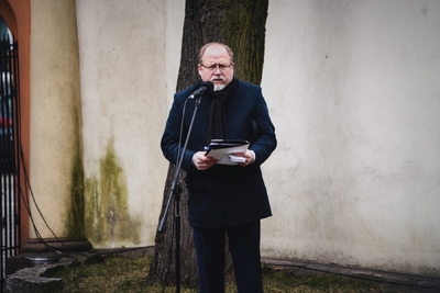 Uroczystość odsłonięcia tablicy upamiętniającej Stefana Szmakfefera – fot. MN/BUWiM