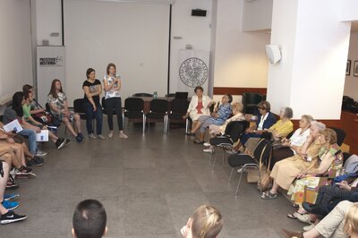 Spotkanie młodzieży z byłymi więźniarkami obozu w Ravensbrück (fot. IPN)