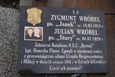 Prezes IPN złożył kwiaty na grobach żołnierzy NSZ