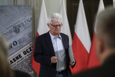 Prof. Grzegorz Łukomski podczas konferencji poświęconej Józefowi Mackiewiczowi – Warszawa, 31 marca 2022. Fot. Sławek Kasper (IPN)