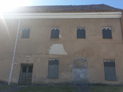 Budynek przy ul. Kościelnej - widok obecny (fot. Karolina Trzeskowska-Kubasik)