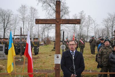 Pogrzeb poległych w 1939 r. polskich żołnierzy w Mościskach na Ukrainie
