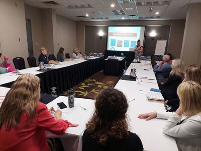 Prezentacja Michaliny Żelazny projektu „Co by było gdyby Zwierzęta mówiły?”. Fot. M. Wujda (IPN)