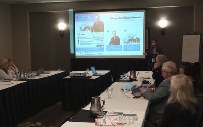 Warsztaty z pakietem edukacyjnym „Giganci nauki”. Fot. M. Żelazny (IPN)