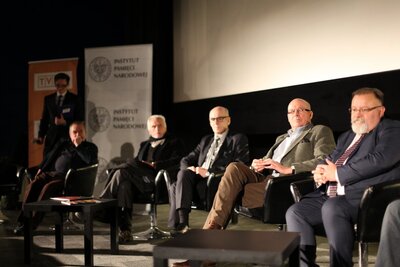 „Solidaruchy z Rakowieckiej” – dyskusja