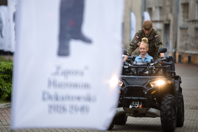 „Przed godziną »W«” – rodzinne spotkanie z historią w Muzeum Żołnierzy Wyklętych i Więźniów Politycznych PRL – Warszawa, 30–31 lipca 2022. Fot. Sławek Kasper (IPN)