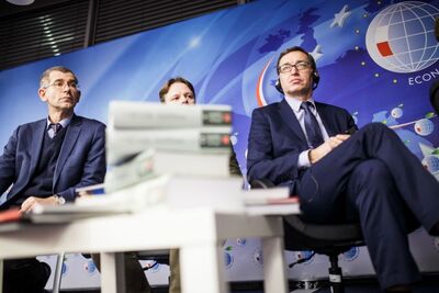 Panel dyskusyjny o dekomunizacji i lustracji (fot. Archiwum Forum Ekonomicznego)