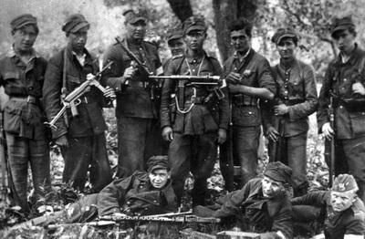 Żołnierze batalionu kpt. Kazimierza Filipowicza „Kord”, czerwiec 1944, ze zb. Światowego Związku Żołnierzy Armii Krajowej Okręg Wołyń