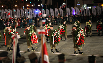 Uroczystości przed Grobem Nieznanego Żołnierza – 1 marca 2017 (fot. Marcin Jurkiewicz/IPN)