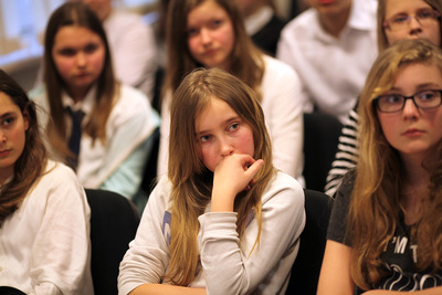 Europejski Dzień Pamięci o Sprawiedliwych-spotkanie Eugeniusza Szylara z młodzieżą – Warszawa, 6 marca 2017 (fot. Marcin Jurkiewicz)