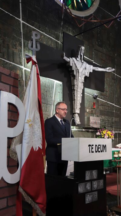 Dr hab. Karol Polejowski, zastępca prezesa IPN. Uroczystości pogrzebowe Marii Grabowskiej z domu Chłusewicz – Londyn, 28 września 2022. Fot. Adam Siwek (IPN)