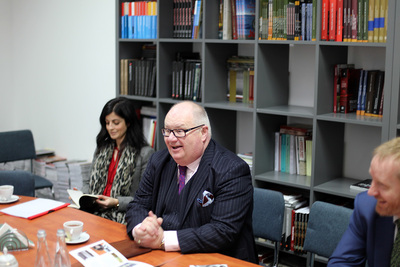 Sir Eric Pickles z asystentką Natalie Tamam (fot. Marcin Jurkiewicz)