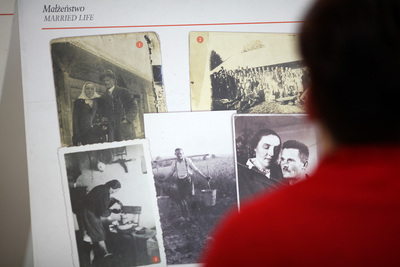 „Samarytanie z Markowej” – wystawa o rodzinie Ulmów w Sejmie – Warszawa, 23 marca 2017  (© Marcin Jurkiewicz / IPN)