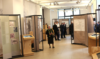 Wystawa „Auschwitz. Fabryka śmierci” – „Przystanek Historia” IPN w Warszawie, 31 marca 2017 (Fot. Marcin Jurkiewicz / IPN)