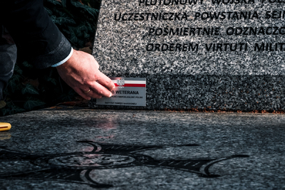 "Zapal znicz na grobie Weterana" 2022 – fot. MN/BUWiM
