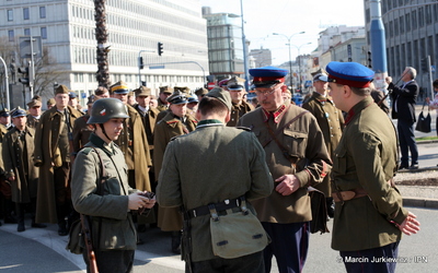 X Katyński Marsz Cieni, Warszawa 2 kwietnia 2017 (fot. Marcin Jurkiewicz)