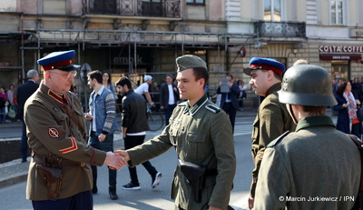 X Katyński Marsz Cieni, Warszawa 2 kwietnia 2017 (fot. Marcin Jurkiewicz)