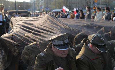 X Katyński Marsz Cieni, Warszawa 2 kwietnia 2017 (fot. Marcin Jurkiewicz)