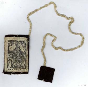 Szkaplerz o. Kazimierza Kucharskiego, jezuity, kapelana 2 Korpusu