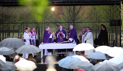 Msza św. w intencji ofiar zbrodni katyńskiej oraz ich rodzin – Warszawa, 12.04.2017