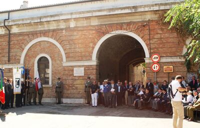 Uroczystości w rocznicę wyzwolenia Ankony na placu przed bramą św. Stefana w 2012 r. Fot. Adam Siwek 2012