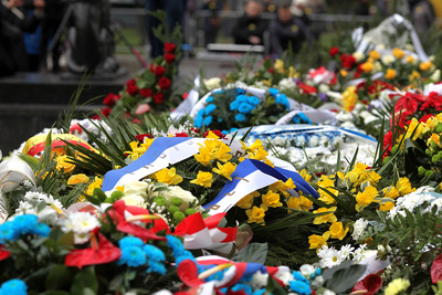 Uroczystości w 74. rocznicę powstania w getcie (fot. Marcin Jurkiewicz / IPN)