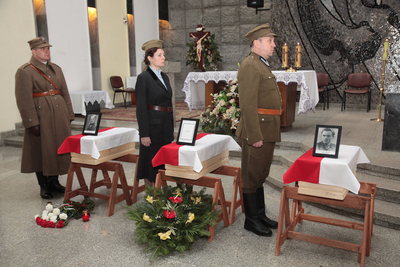 Cmentarz Północny w Warszawie, fot. Piotr Życieński (IPN)