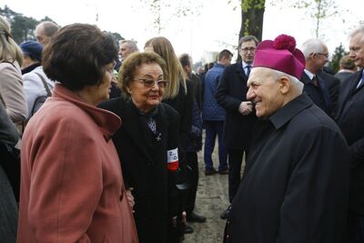 Członkinie organizacji „Orlęta” podczas rozmowy z bp. Edwardem Frankowskim – Rudnik nad Sanem, 30 kwietnia 2017