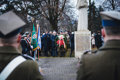 Uroczystości na symbolicznym Cmentarzu – Pomniku Zbrodni Wawerskiej przy ul. 27 Grudnia