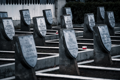 Cmentarz Wojskowy na Powązkach, kwatera uczestników powstania styczniowego - fot. Mateusz Niegowski