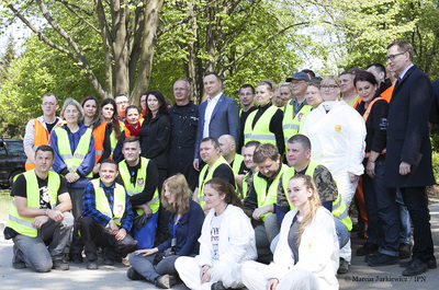Prezydent RP Andrzej Duda na „Łączce” na Powązkach Wojskowych – 12 maja 2017. Fot. Marcin Jurkiewicz