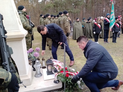 Uroczystości przy grobie weterana powstania styczniowego Józefa Duszyńskiego – fot. IPN w Lublinie