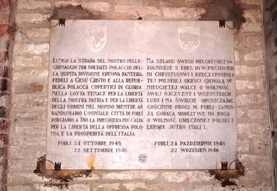 Tablica poświęcona żołnierzom 5 KDP w kruchcie kościoła San Mercuriale. Fot. Adam Siwek 2014